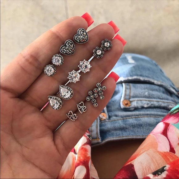 Jewelry - • Naomi • Vintage Silver Tone Stud Earrings Set
